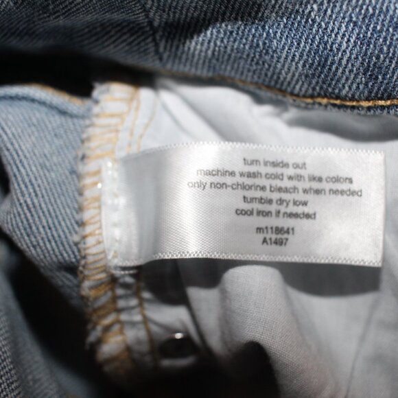 Lane Bryant Signiture Fit Straight Leg Crop Jean Embroidery and Rhinestone Sz 22 - Picture 13 of 13